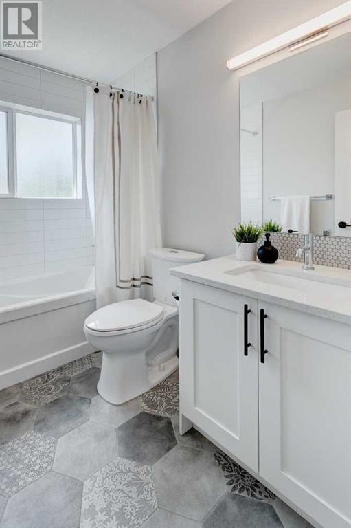 Single Family House for Sale in  Monterey Avenue NW Montgomery Calgary 
