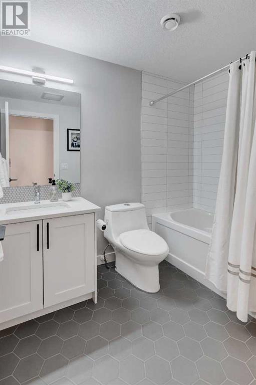 Single Family House for Sale in  Monterey Avenue NW Montgomery Calgary 