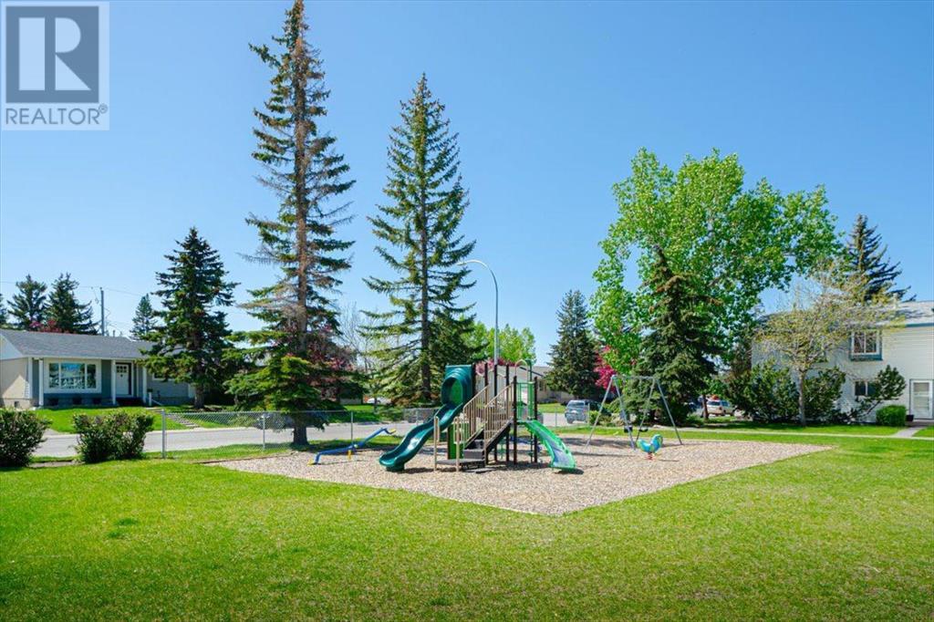 Single Family House for Sale in    Avenue SW Glamorgan Calgary 