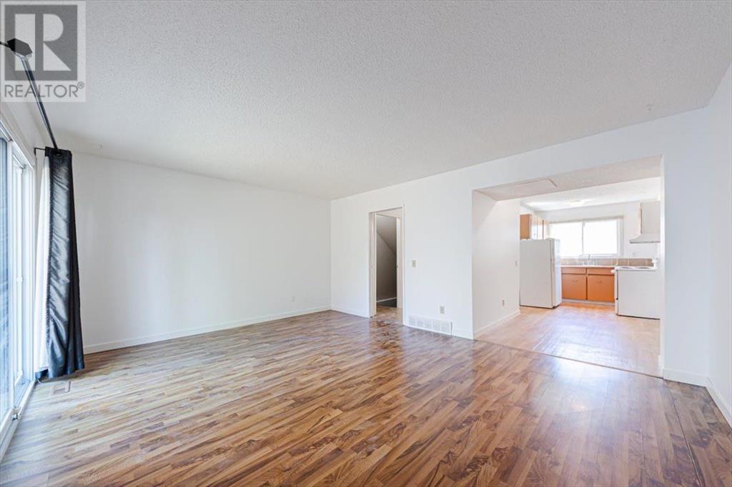 Single Family House for Sale in    Avenue SW Glamorgan Calgary 