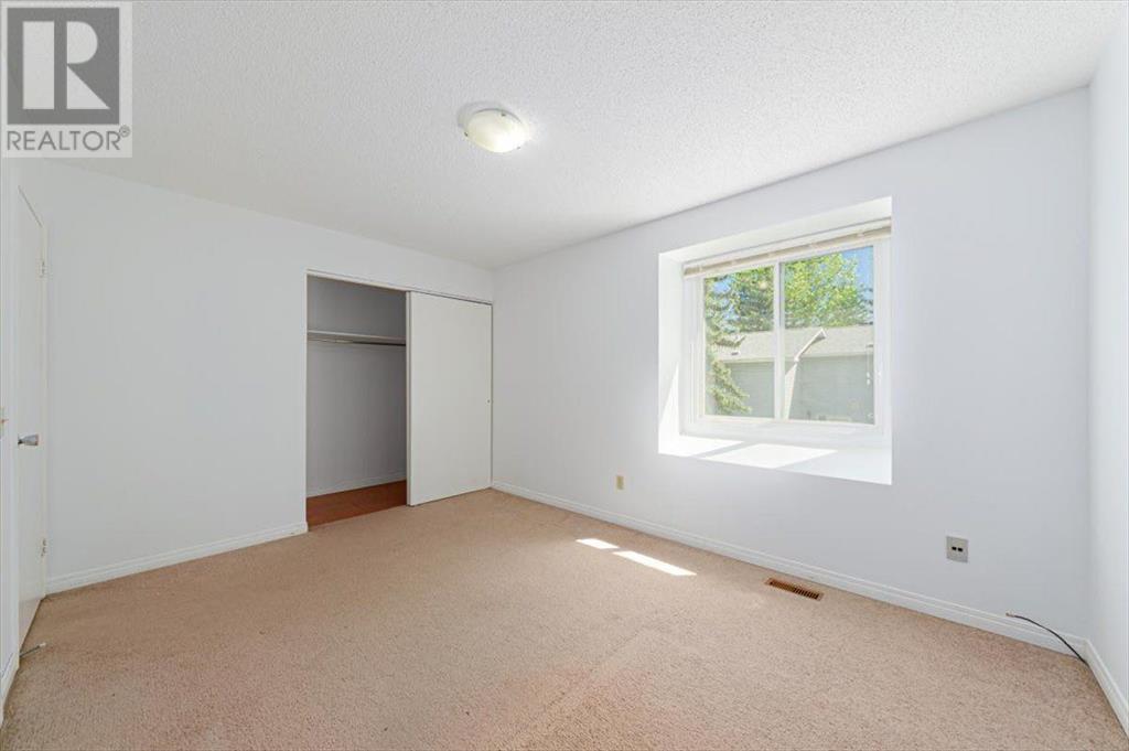 Single Family House for Sale in    Avenue SW Glamorgan Calgary 