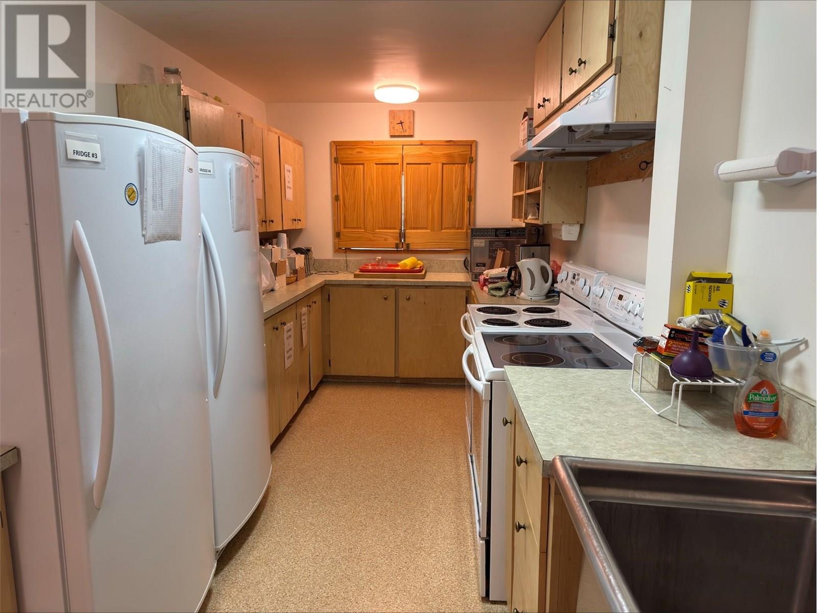 Photo 5 of 1019 103 Avenue, Dawson Creek BC