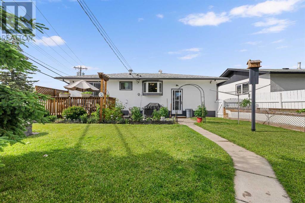Single Family House Bungalow for Sale in  Acadia Drive SE Acadia Calgary 