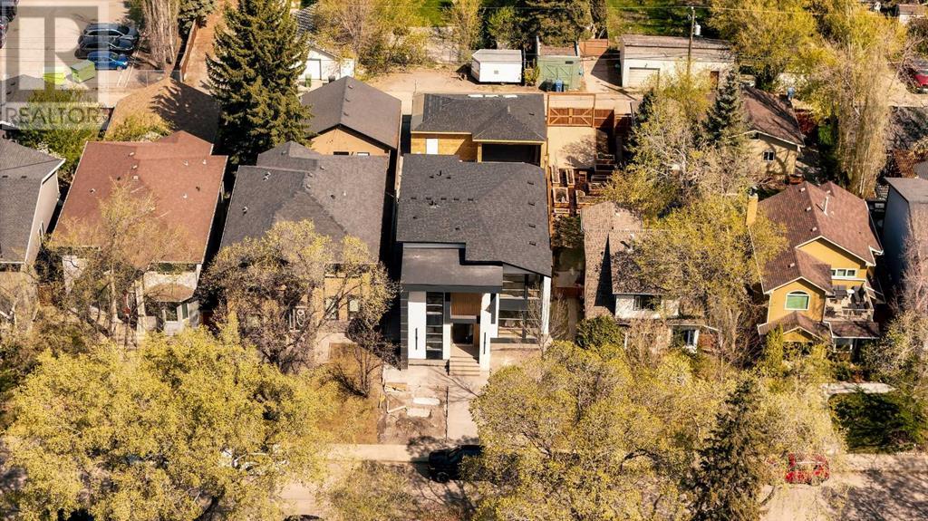 Single Family House for Sale in   Avenue NW West Hillhurst Calgary 
