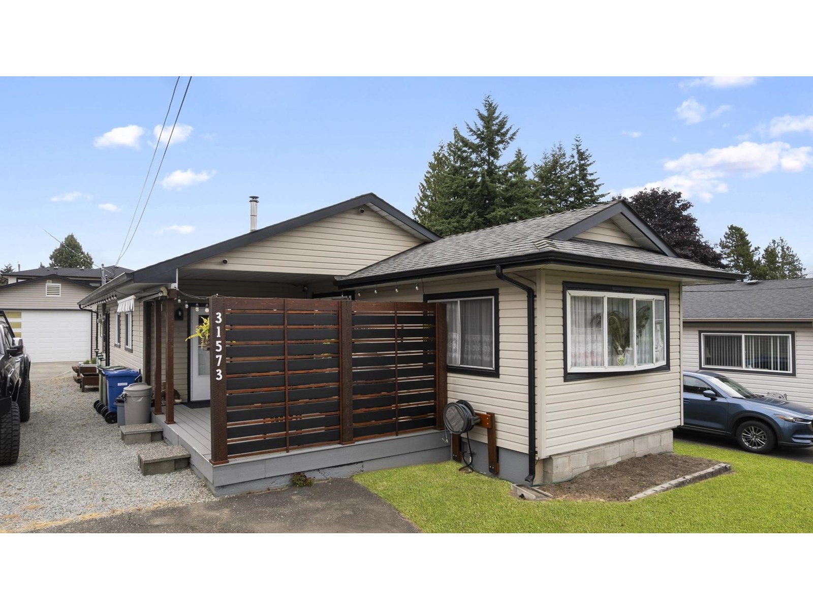 Photo 1 of 31573 Lombard Avenue, Abbotsford BC