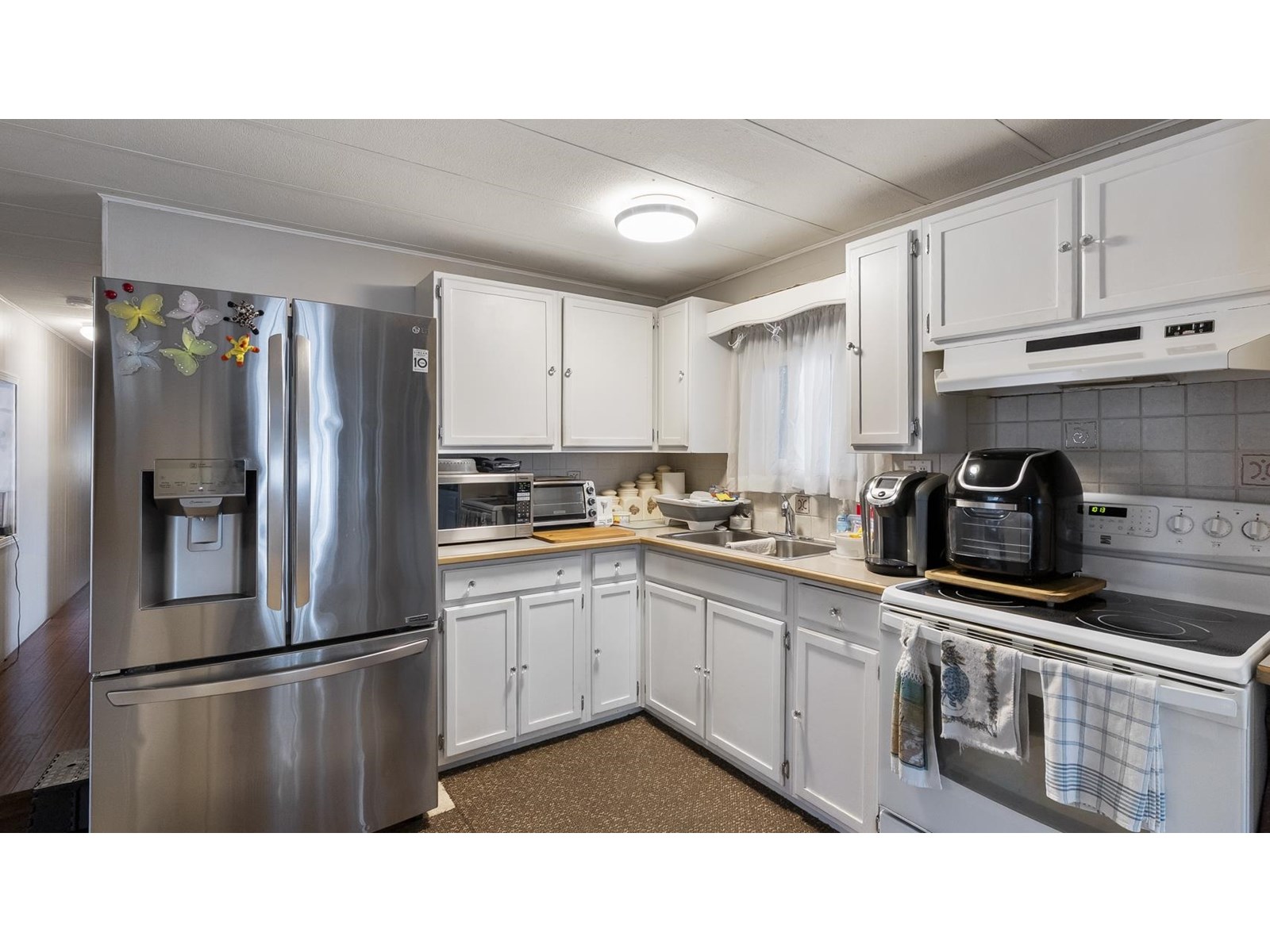Photo 11 of 31573 Lombard Avenue, Abbotsford BC