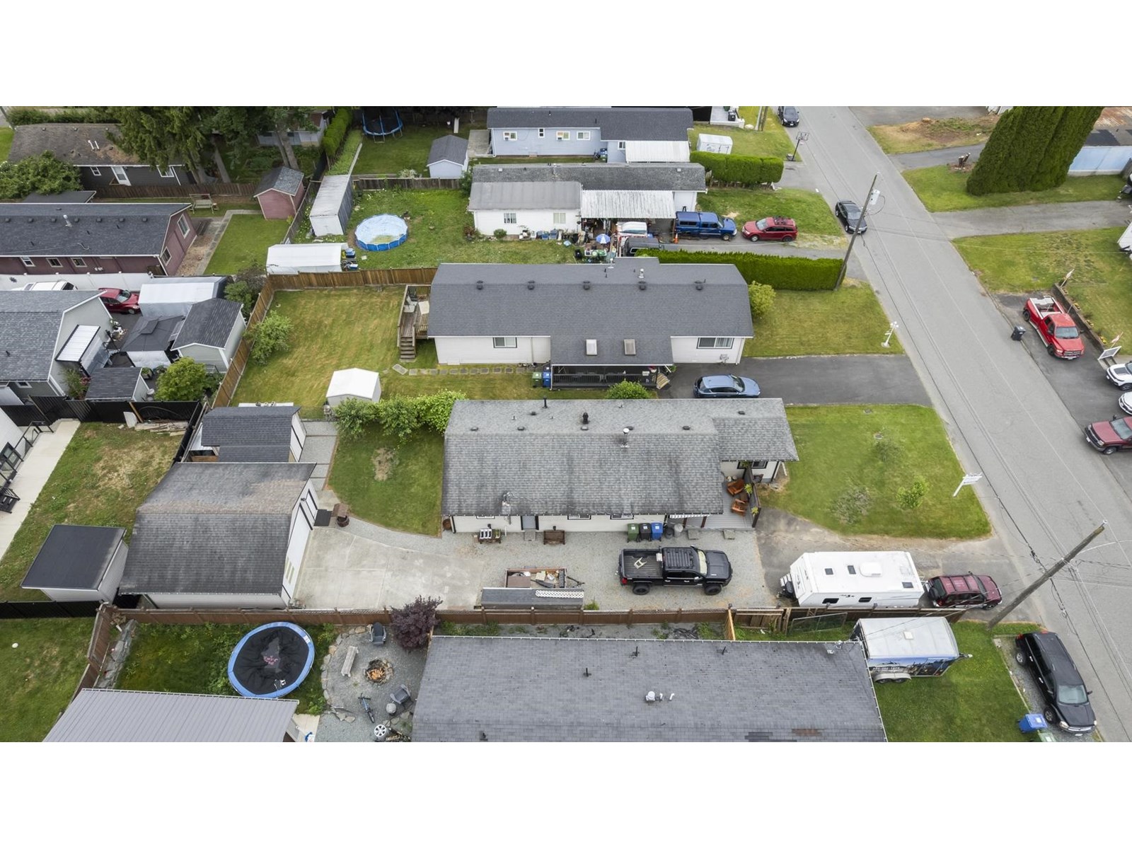 Photo 33 of 31573 Lombard Avenue, Abbotsford BC