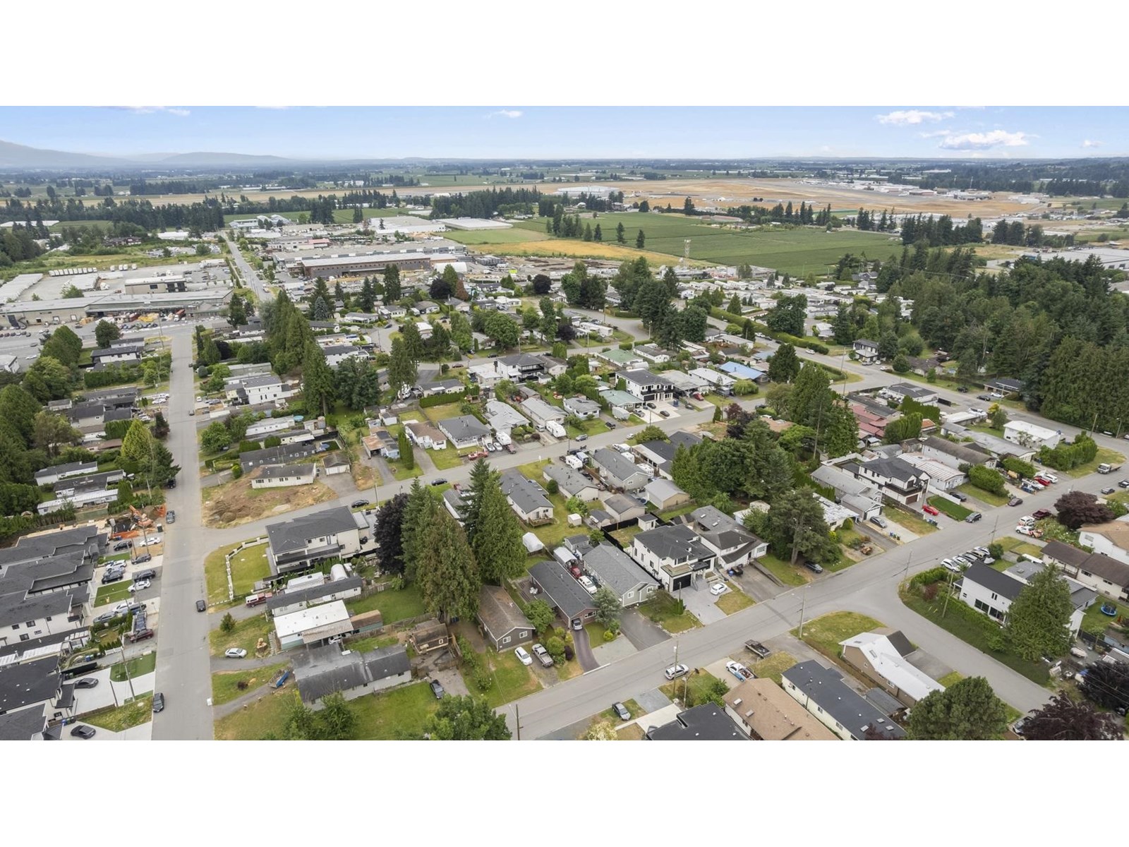Photo 34 of 31573 Lombard Avenue, Abbotsford BC