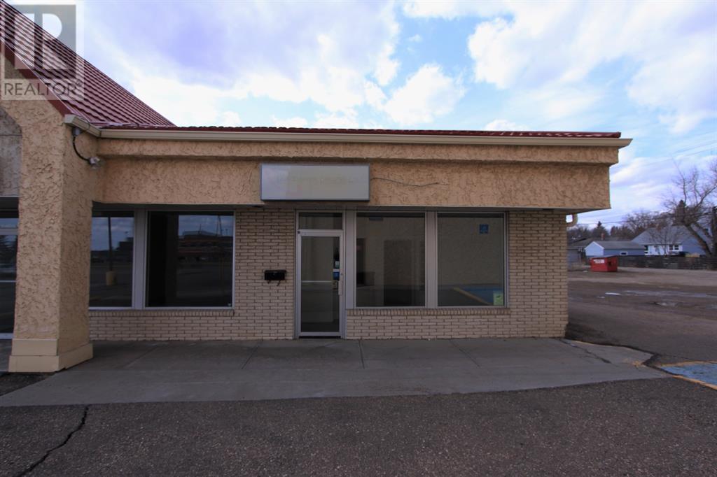 Photo 1 of 124 4402 52 Avenue, Lloydminster AB