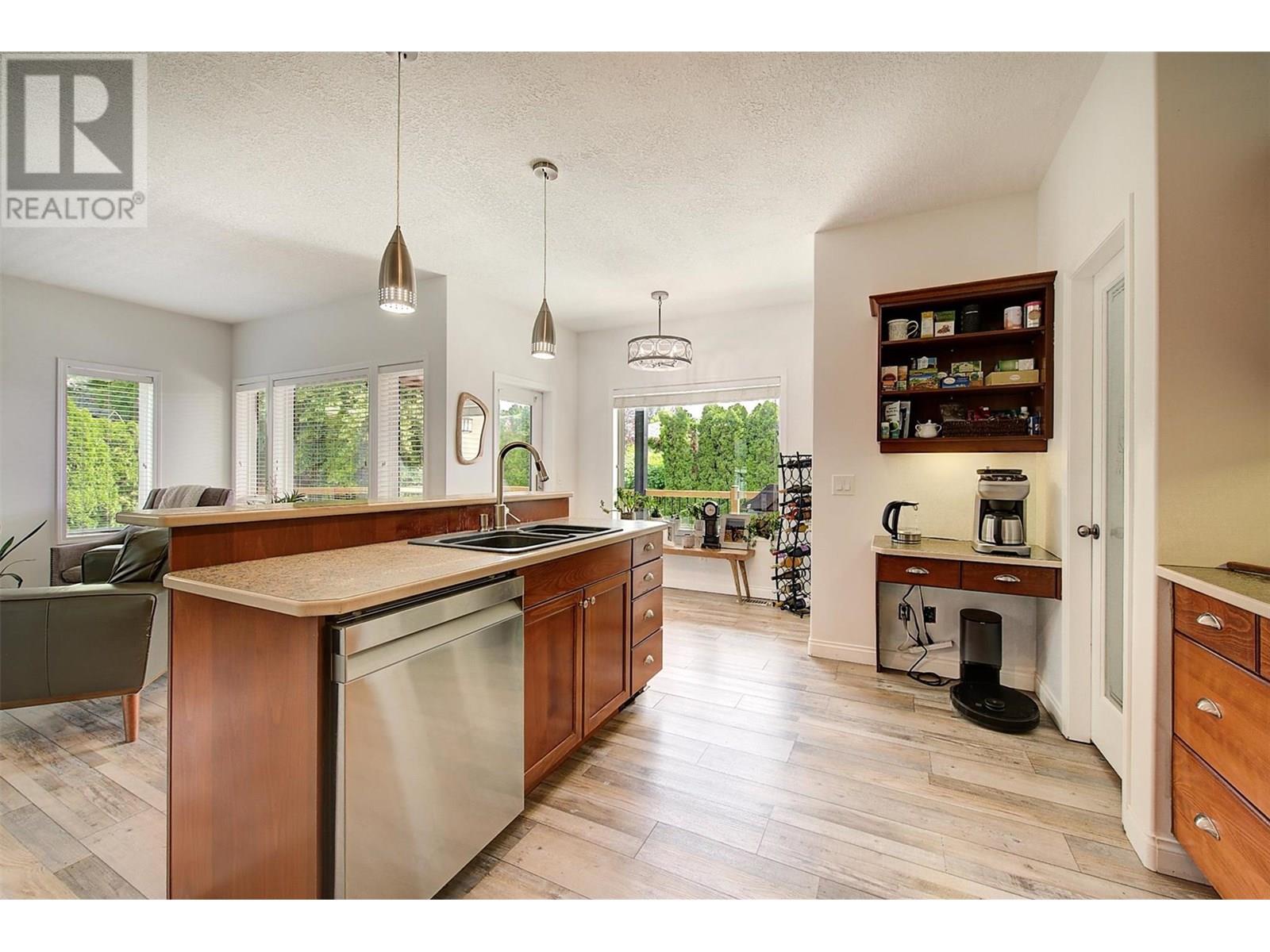  575 Galbraith Court, Kelowna