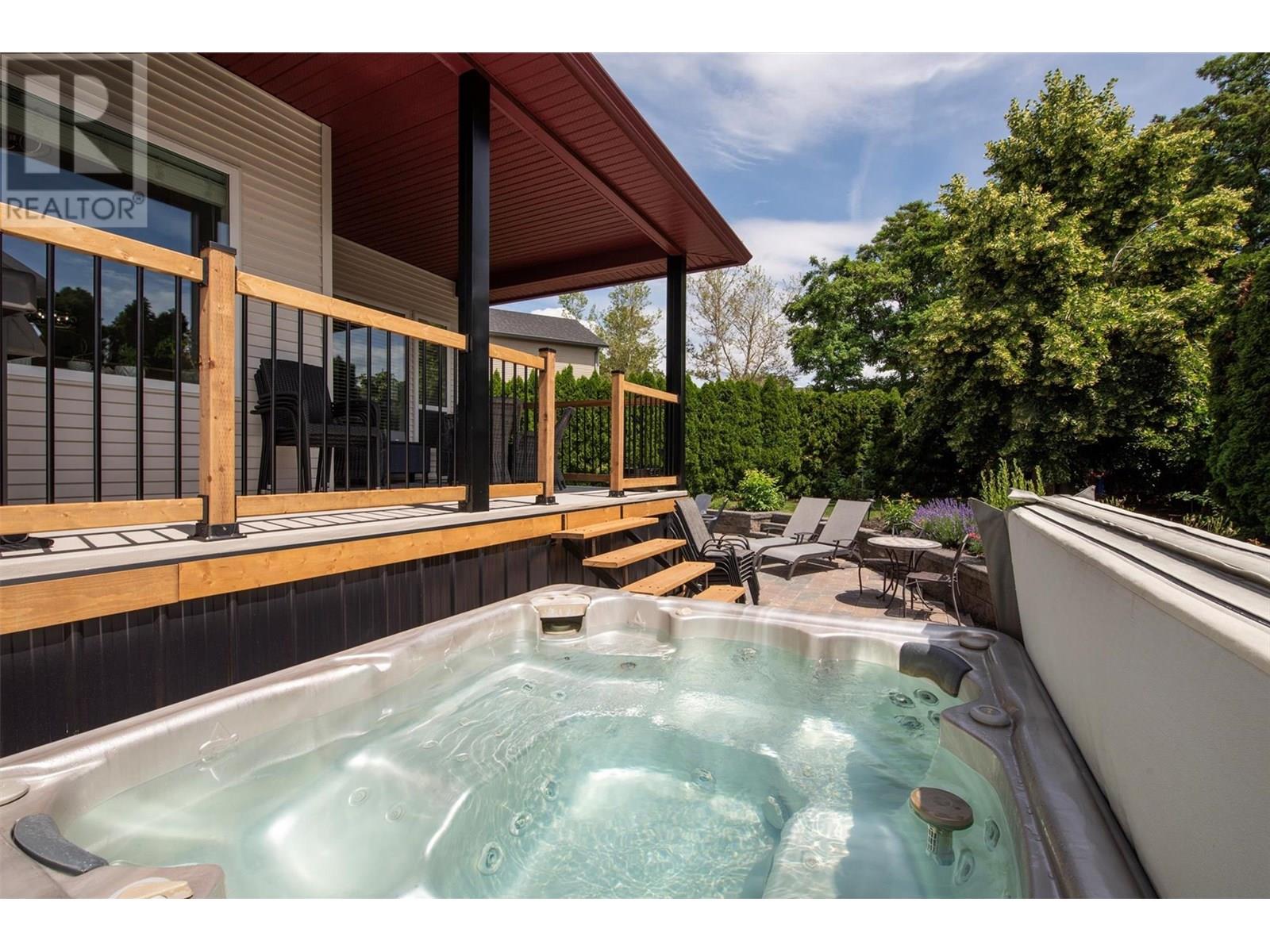  575 Galbraith Court, Kelowna