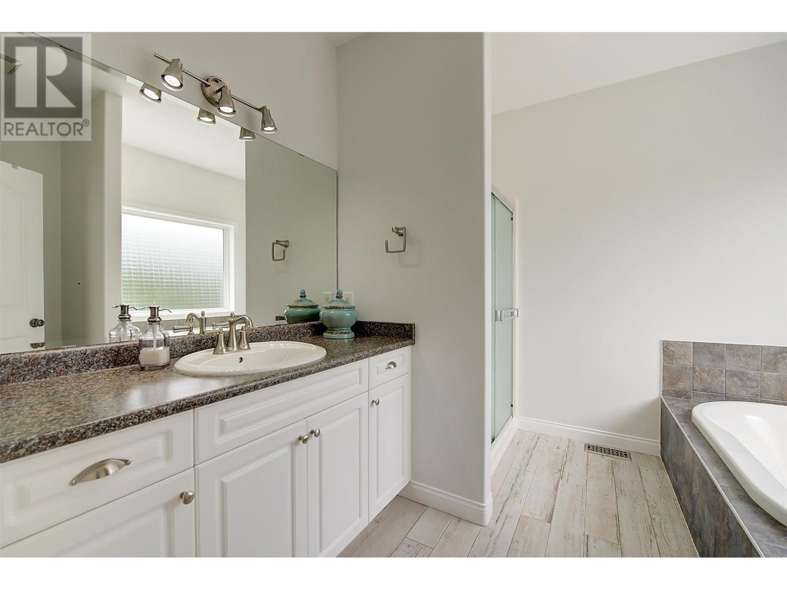  575 Galbraith Court, Kelowna