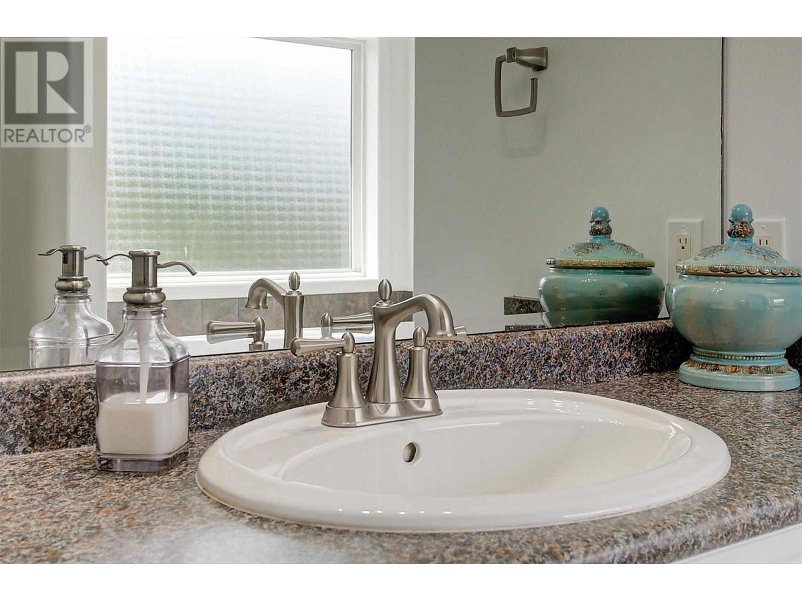  575 Galbraith Court, Kelowna
