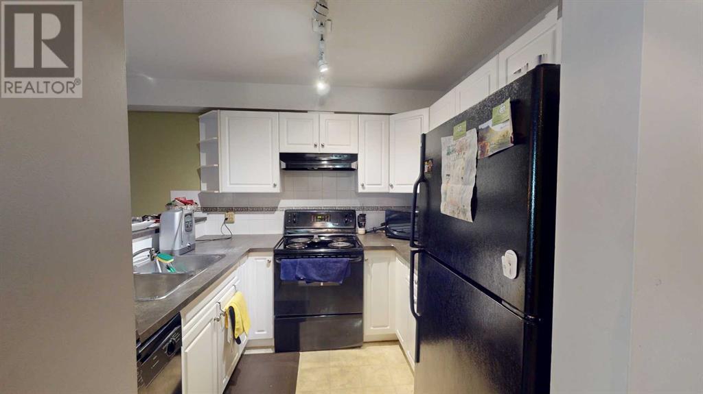 Single Family House for Sale in   Chaparral Ridge Drive SE Chaparral Calgary 