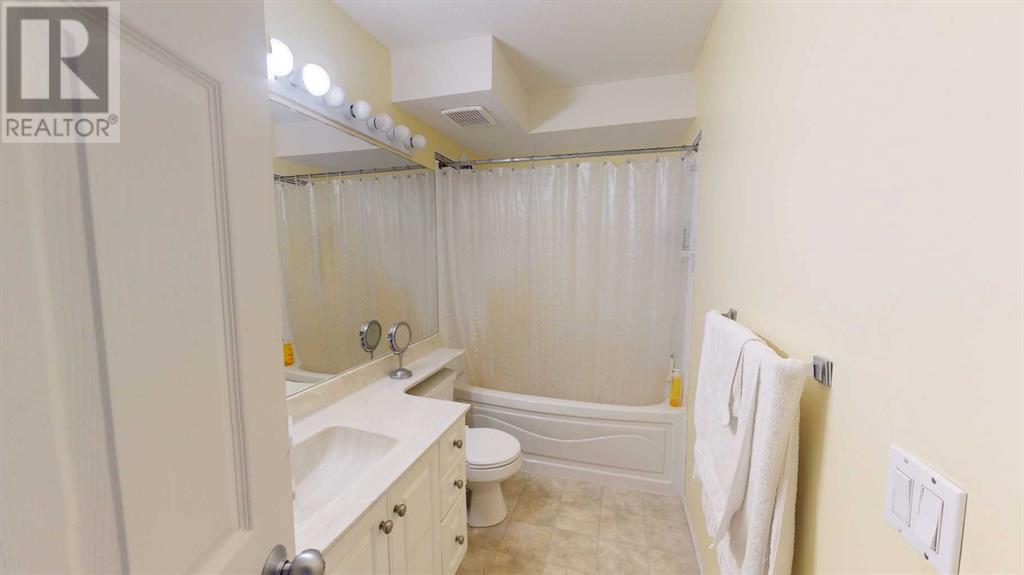 Single Family House for Sale in   Chaparral Ridge Drive SE Chaparral Calgary 