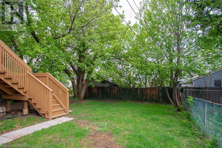 Photo 13 of 133 Park Row N Unit Bsmt, Hamilton ON