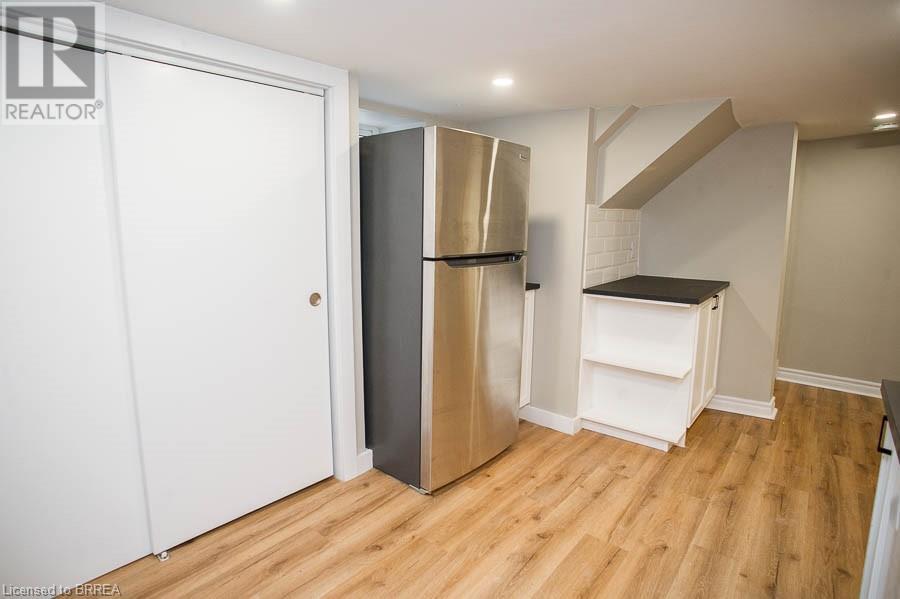 Photo 6 of 133 Park Row N Unit Bsmt, Hamilton ON