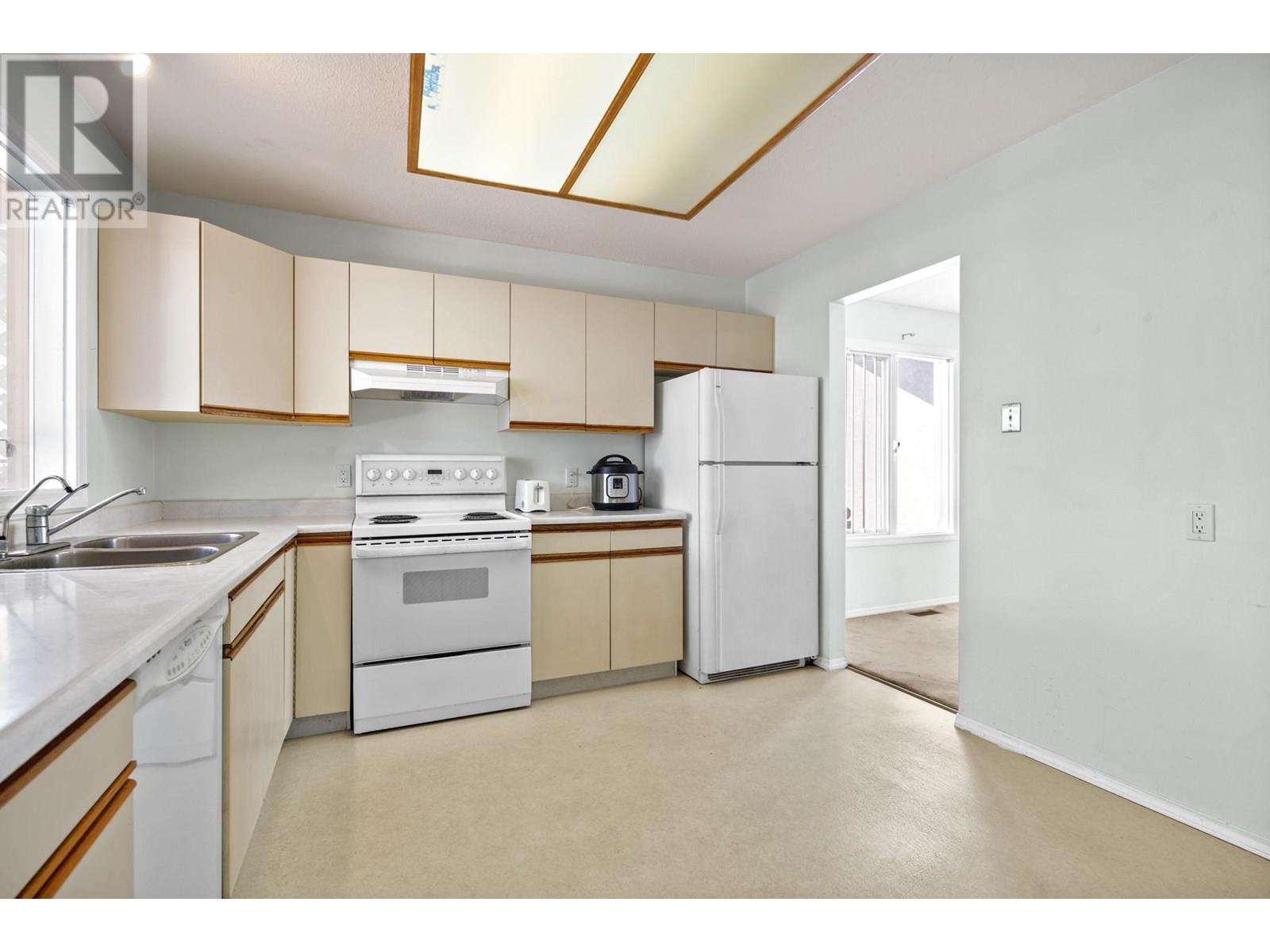 55 3900 27 Avenue, Vernon