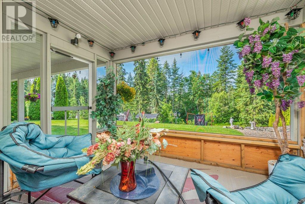 Photo 40 of 2784 Golf Course Drive, Blind Bay BC