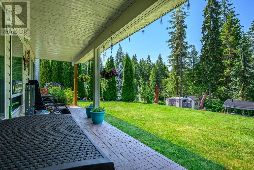 Photo 41 of 2784 Golf Course Drive, Blind Bay BC