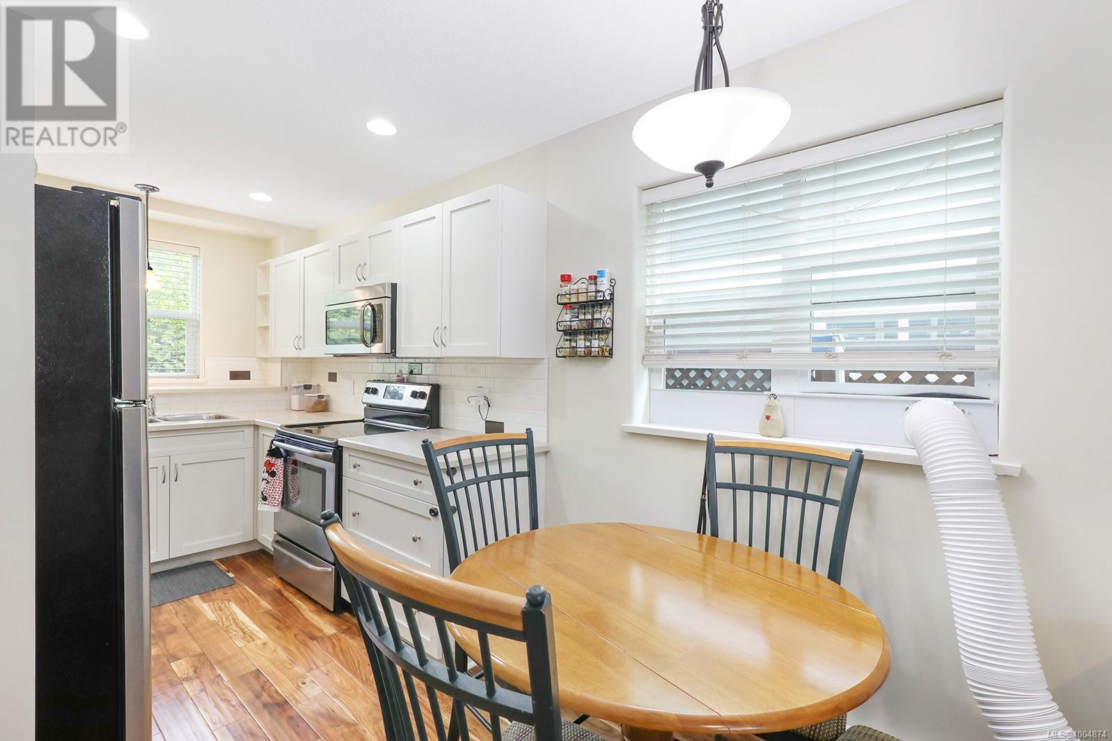 123 170 Centennial Dr, Courtenay