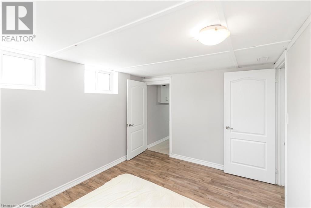Photo 36 of 2278 Mount Forest Drive, Burlington ON
