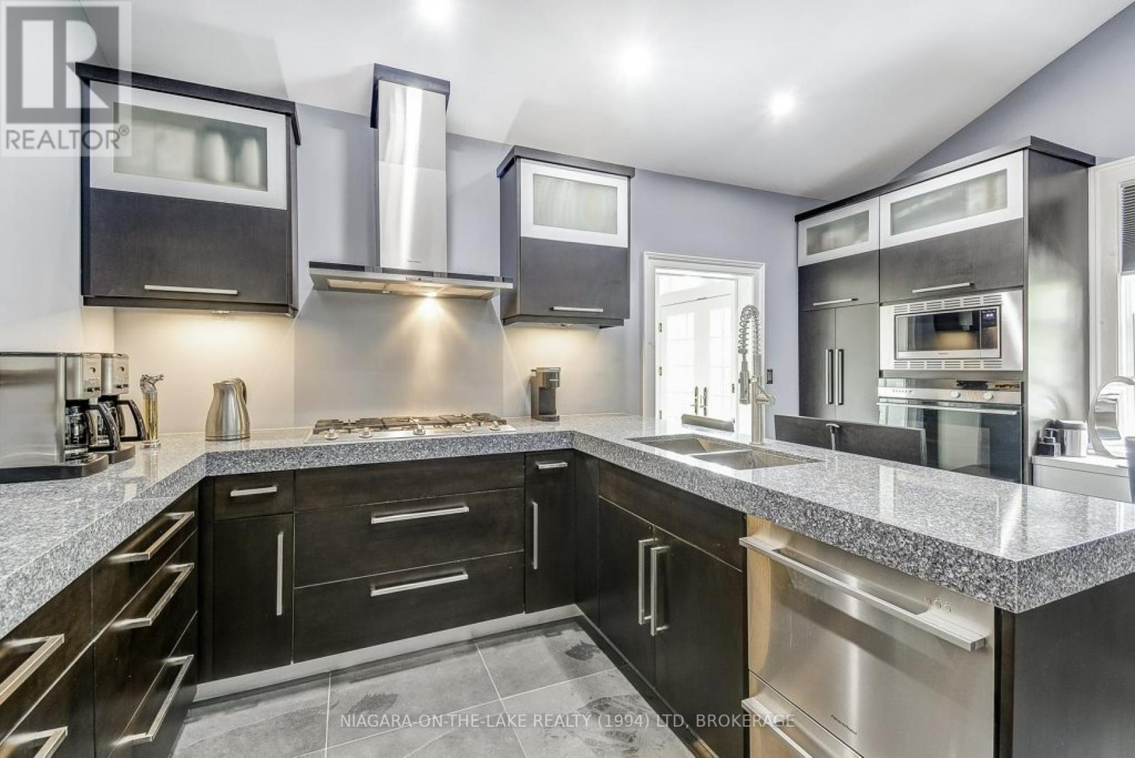Photo 18 of 28 Prideaux Street, Niagaraonthelake ON