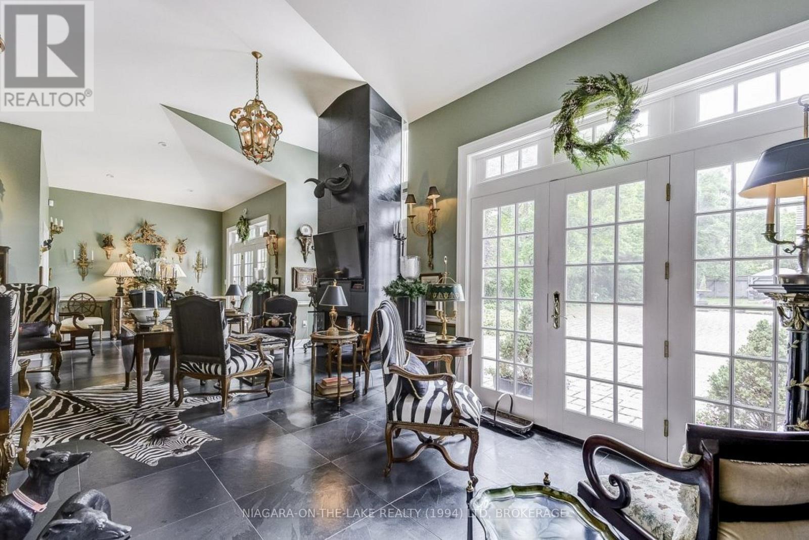 Photo 8 of 28 Prideaux Street, Niagaraonthelake ON