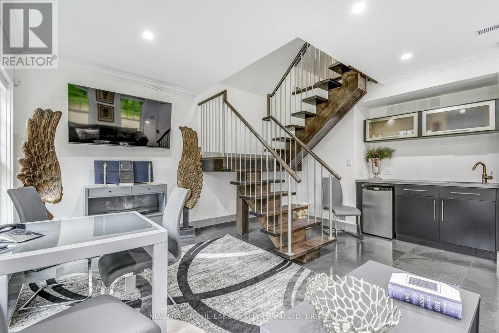 Photo 34 of 28 Prideaux Street, Niagaraonthelake ON