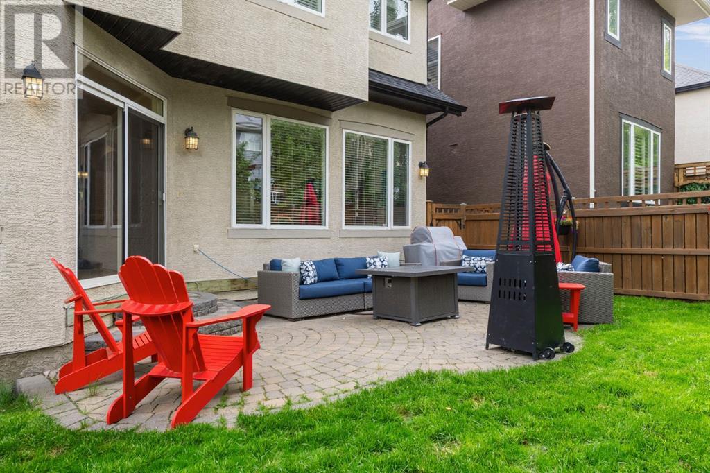 Single Family House for Sale in  Cougar Plateau Circle SW Cougar Ridge Calgary 