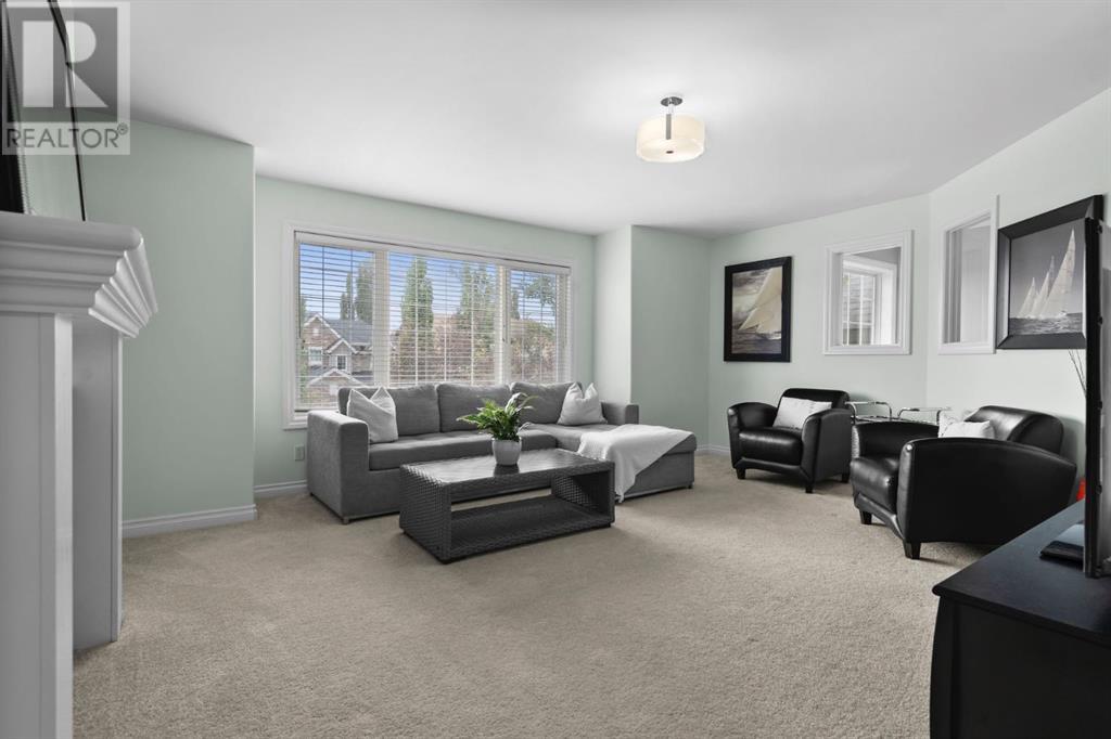 Single Family House for Sale in  Cougar Plateau Circle SW Cougar Ridge Calgary 