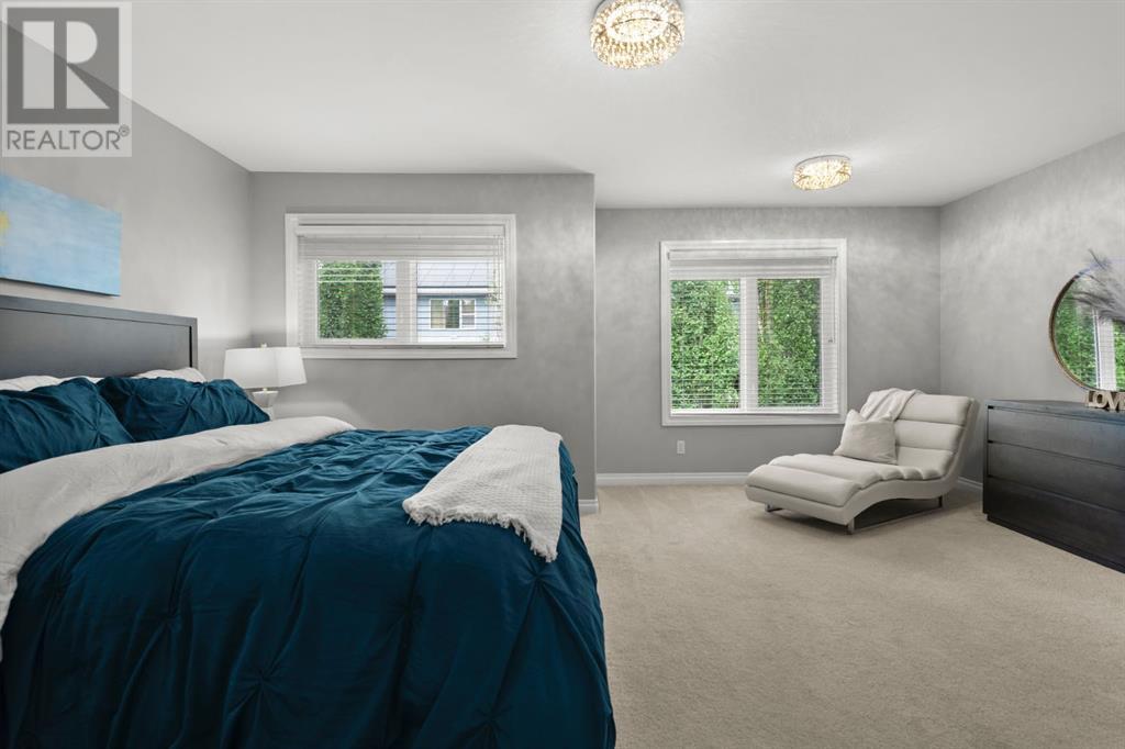Single Family House for Sale in  Cougar Plateau Circle SW Cougar Ridge Calgary 