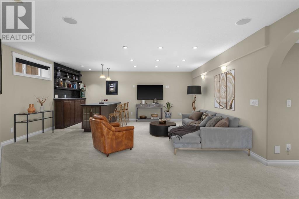 Single Family House for Sale in  Cougar Plateau Circle SW Cougar Ridge Calgary 