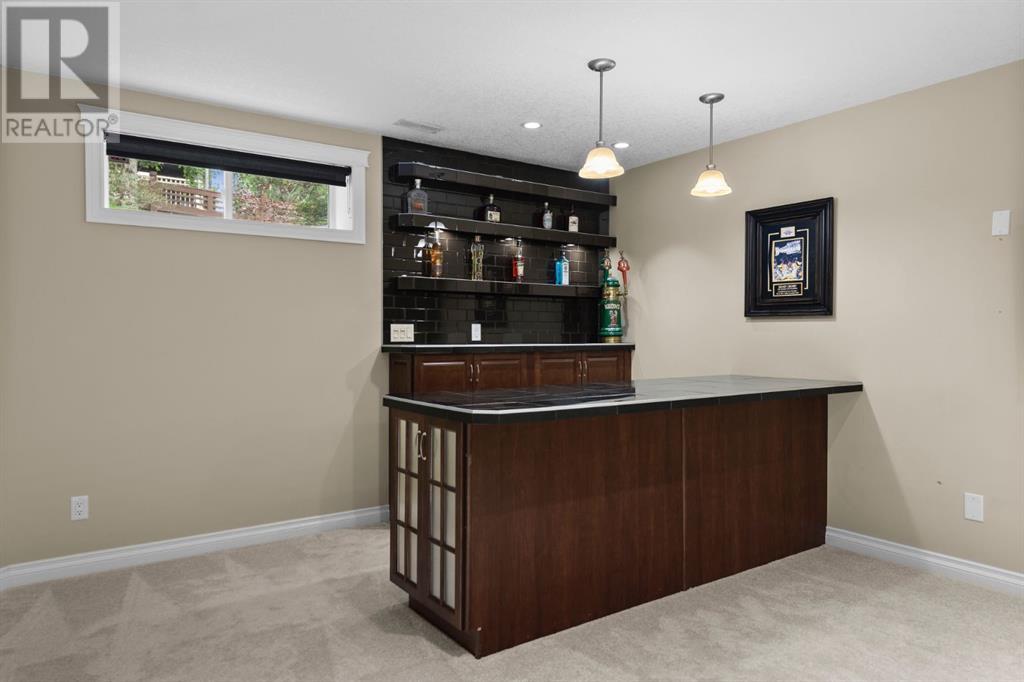 Single Family House for Sale in  Cougar Plateau Circle SW Cougar Ridge Calgary 