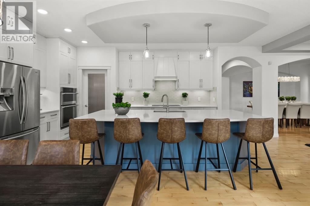 Single Family House for Sale in  Cougar Plateau Circle SW Cougar Ridge Calgary 
