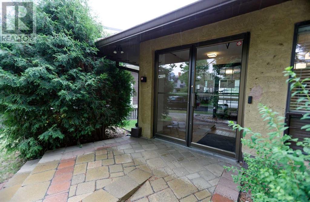 Single Family House for Sale in    Avenue NW Sunnyside Calgary 