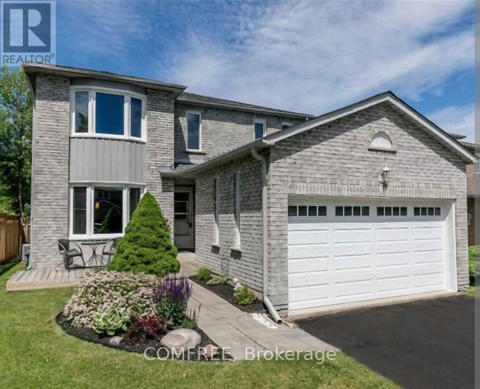 Photo 1 of 61 Carruthers Crescent, Barrie ON