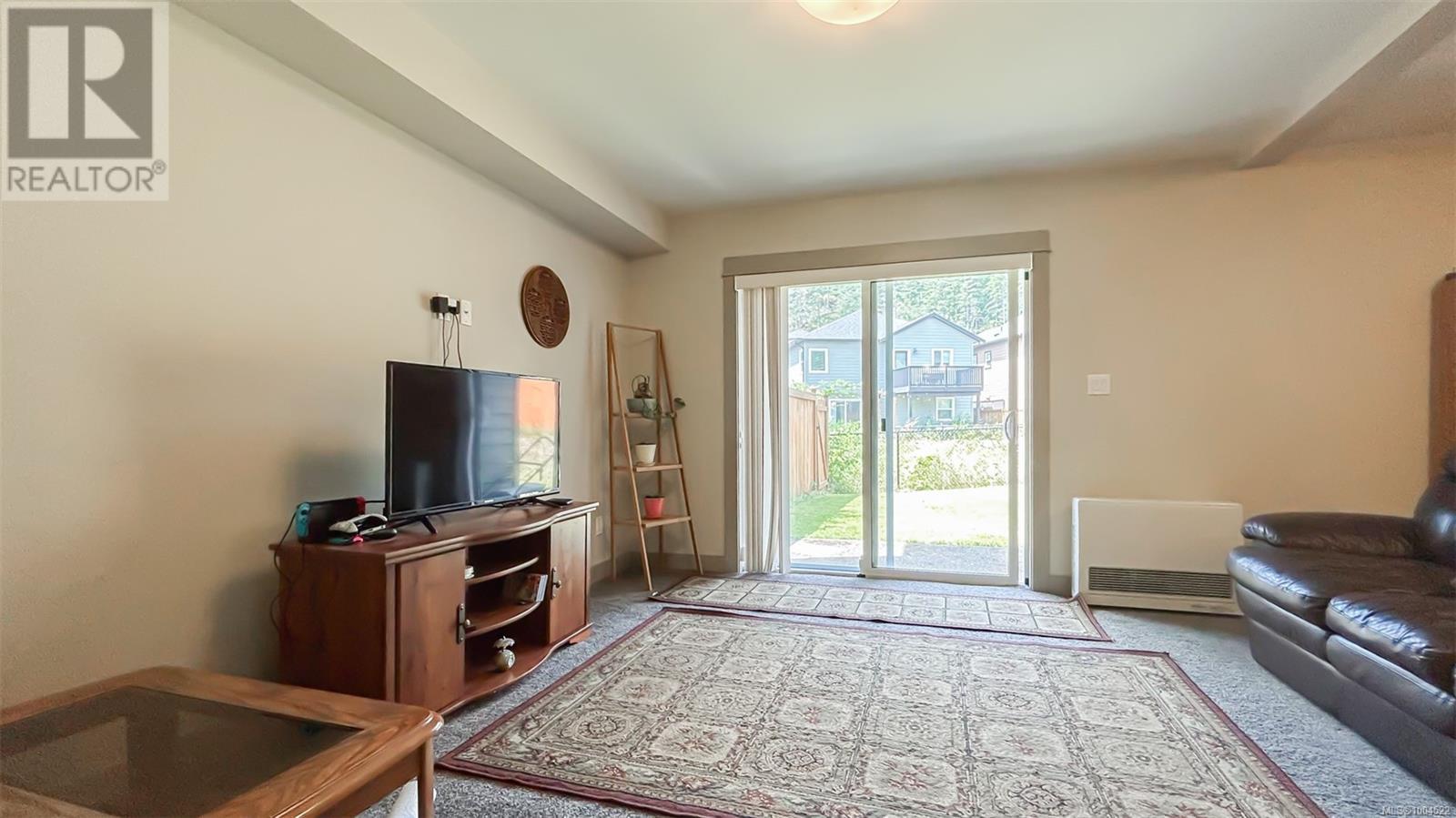 8 Massey Pl, View Royal
