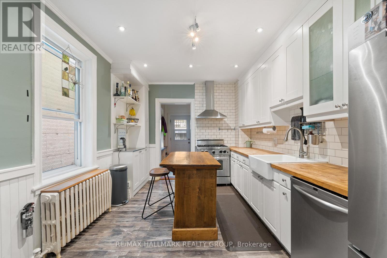 Photo 8 of 181 Guigues Avenue, Ottawa ON