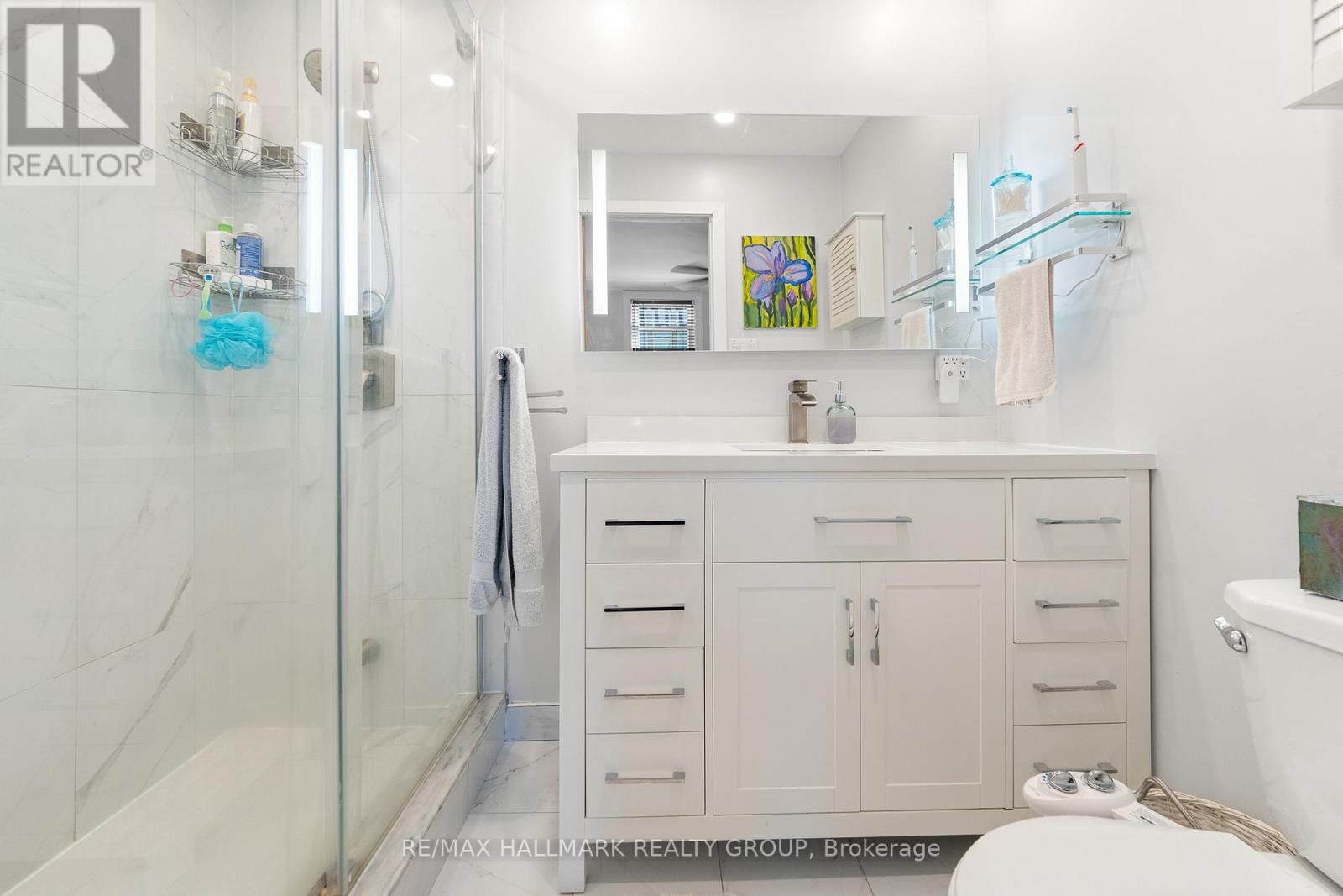 Photo 16 of 181 Guigues Avenue, Ottawa ON