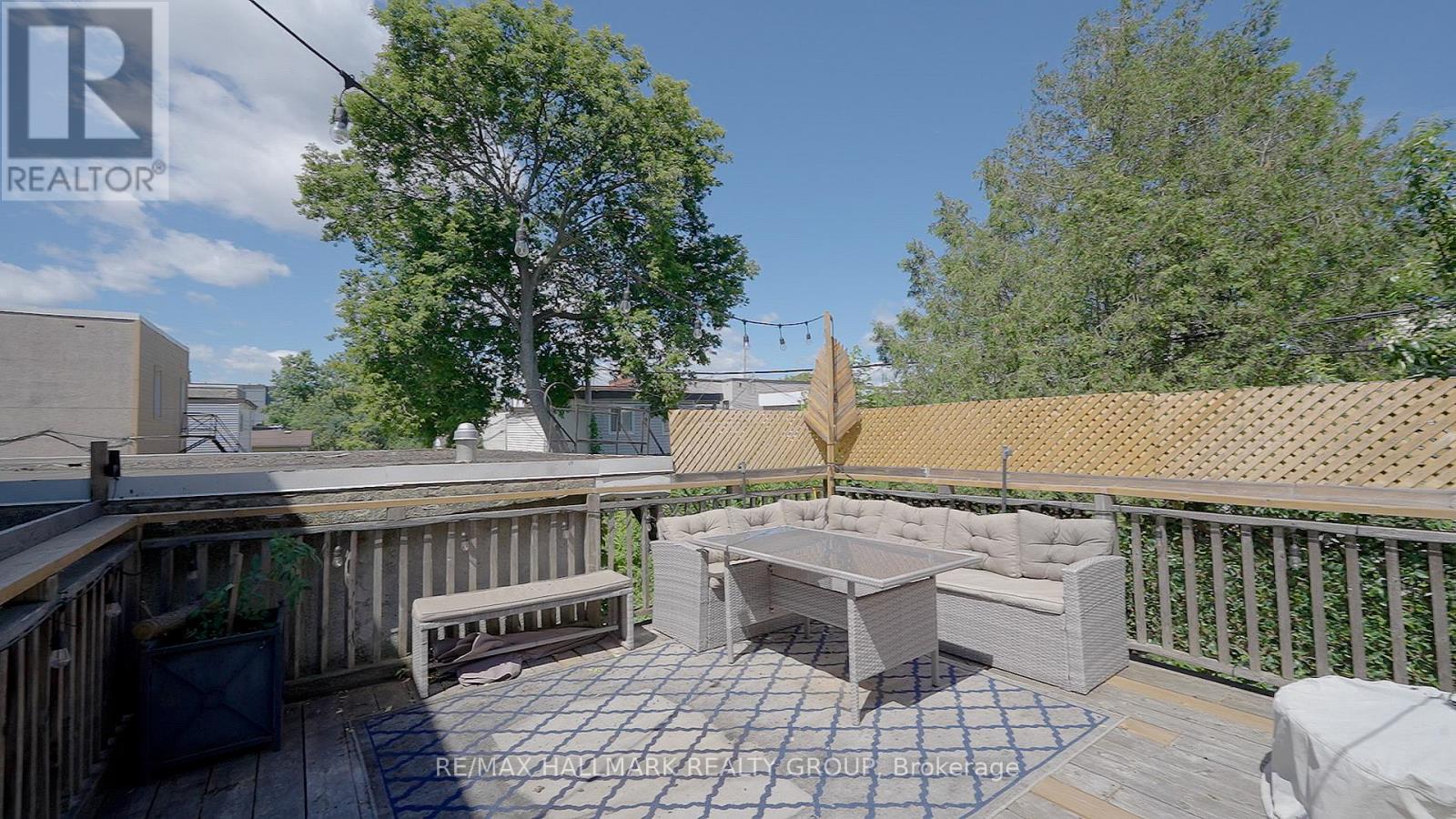 Photo 32 of 181 Guigues Avenue, Ottawa ON