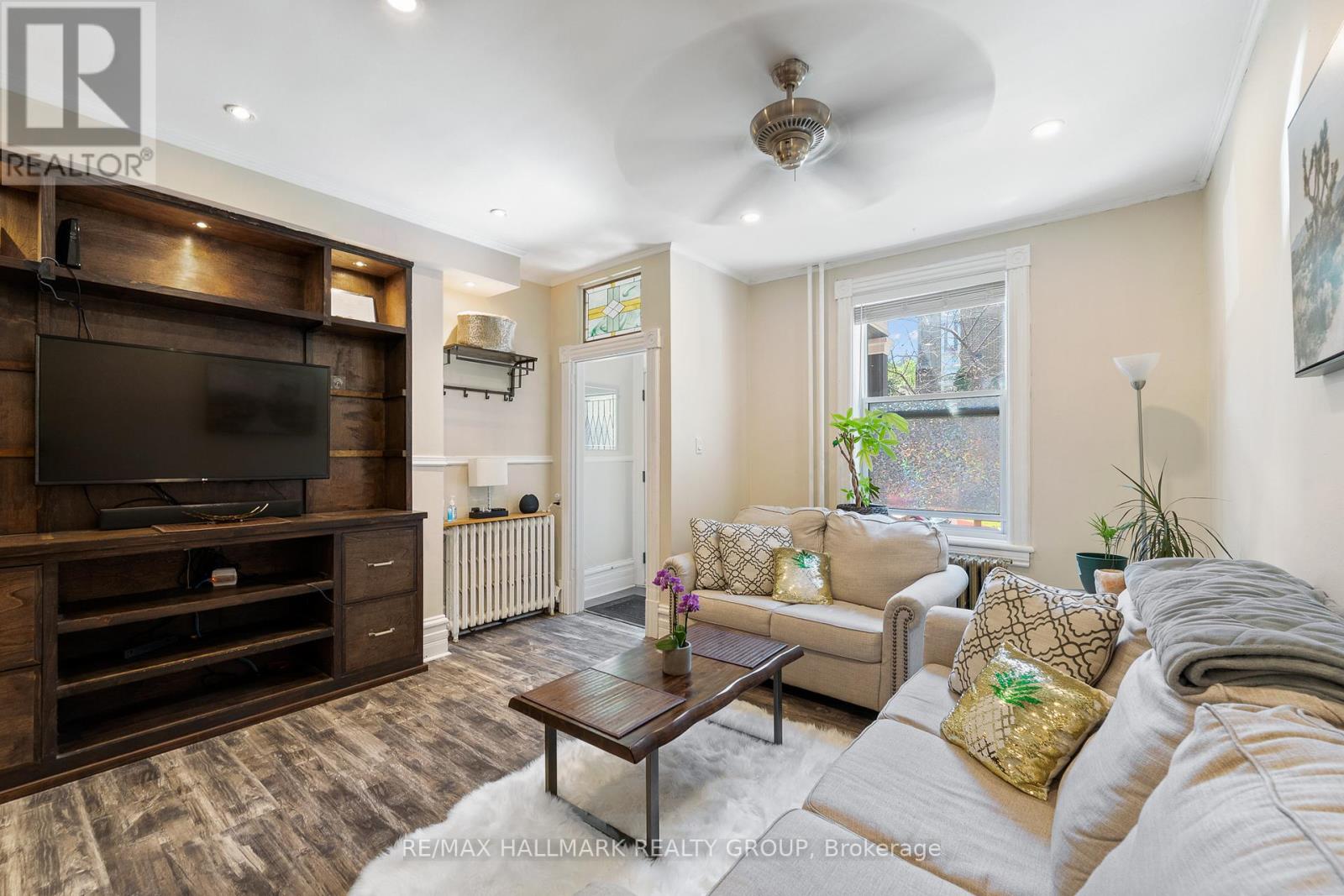 Photo 10 of 181 Guigues Avenue, Ottawa ON