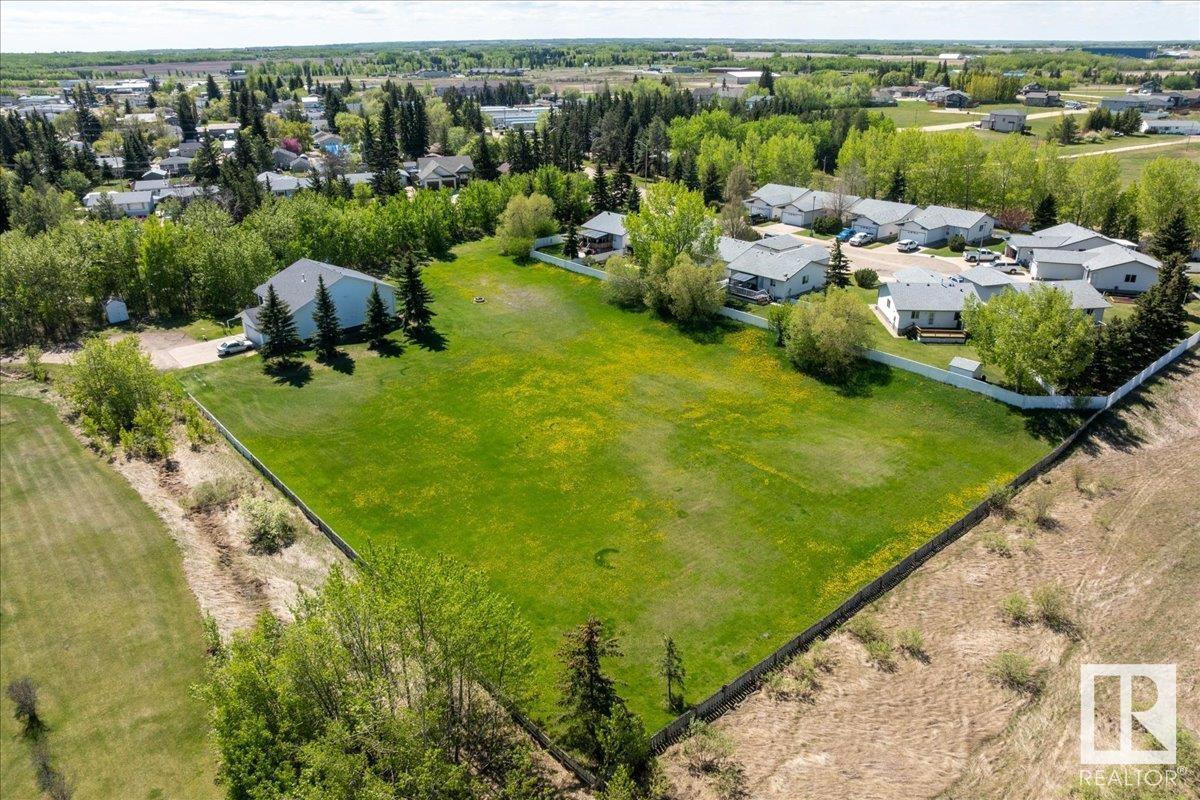 Photo 25 of 5116 58 Av, Tofield AB