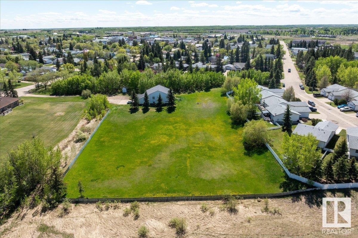 Photo 26 of 5116 58 Av, Tofield AB