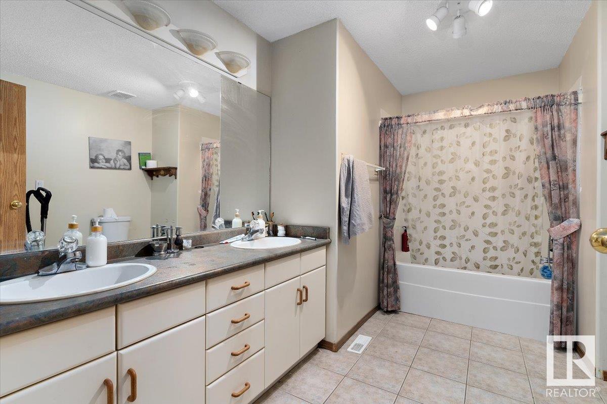 Photo 13 of 5116 58 Av, Tofield AB