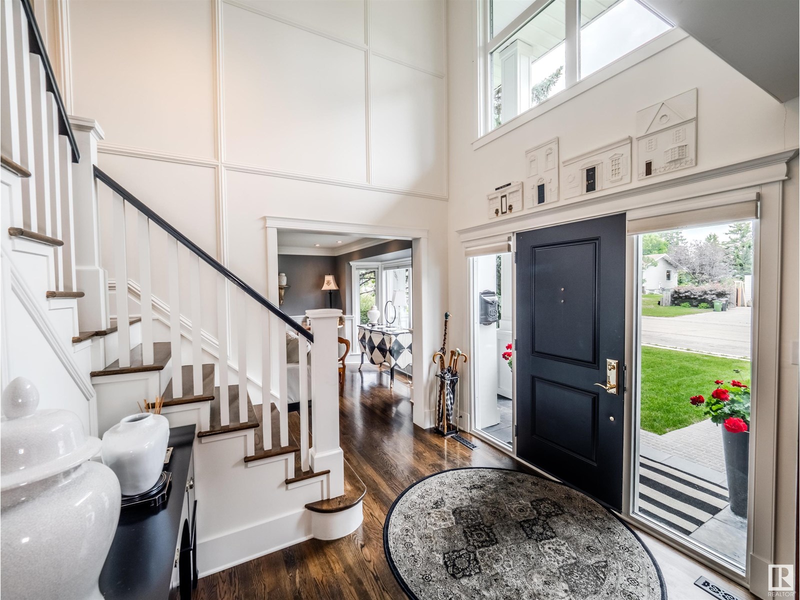 Photo 10 of 95 Fairway Dr Nw, Edmonton AB
