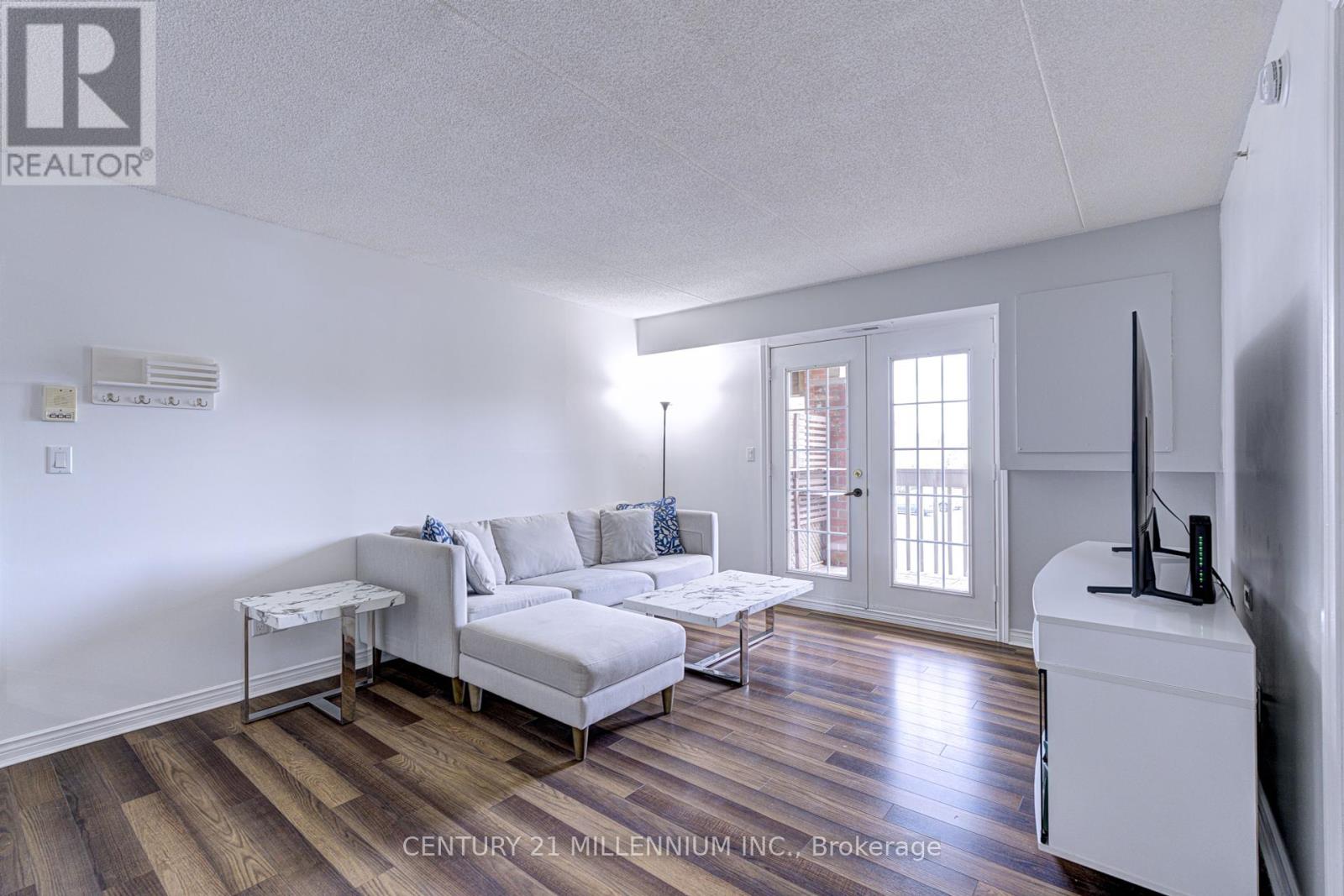 Photo 29 of 210 4005 Kilmer Drive, Burlington ON