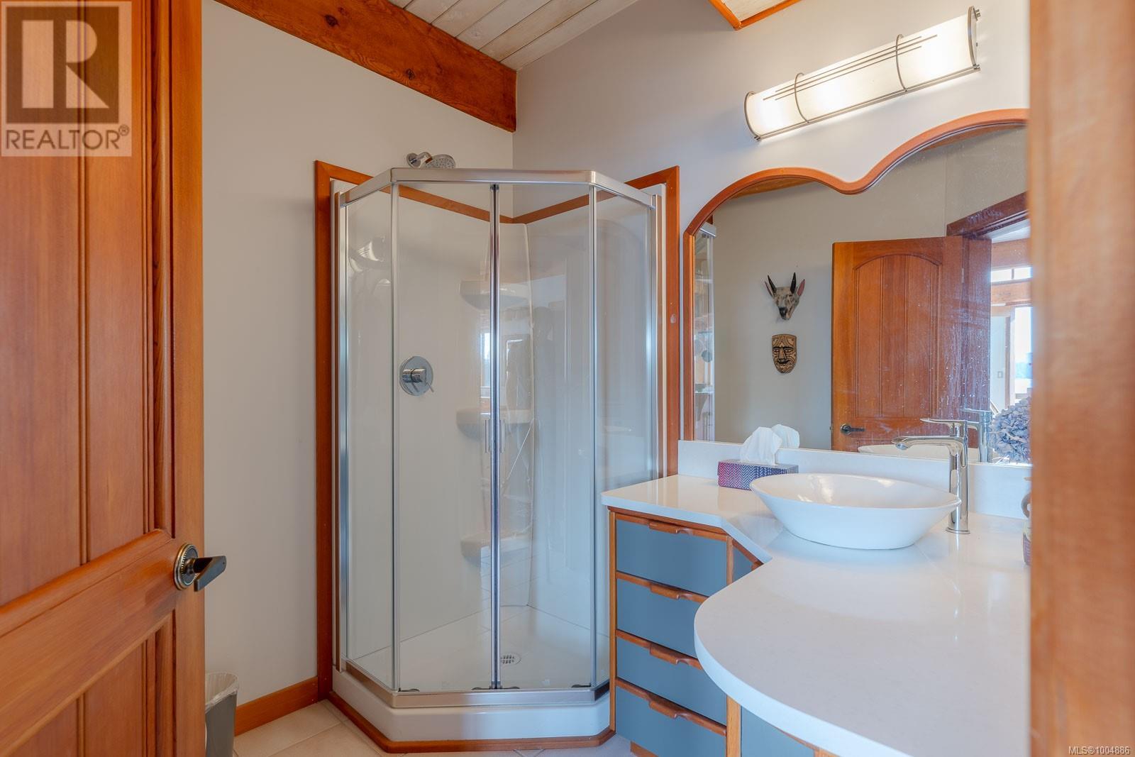 1027&1033 West Rd, Quadra Island
