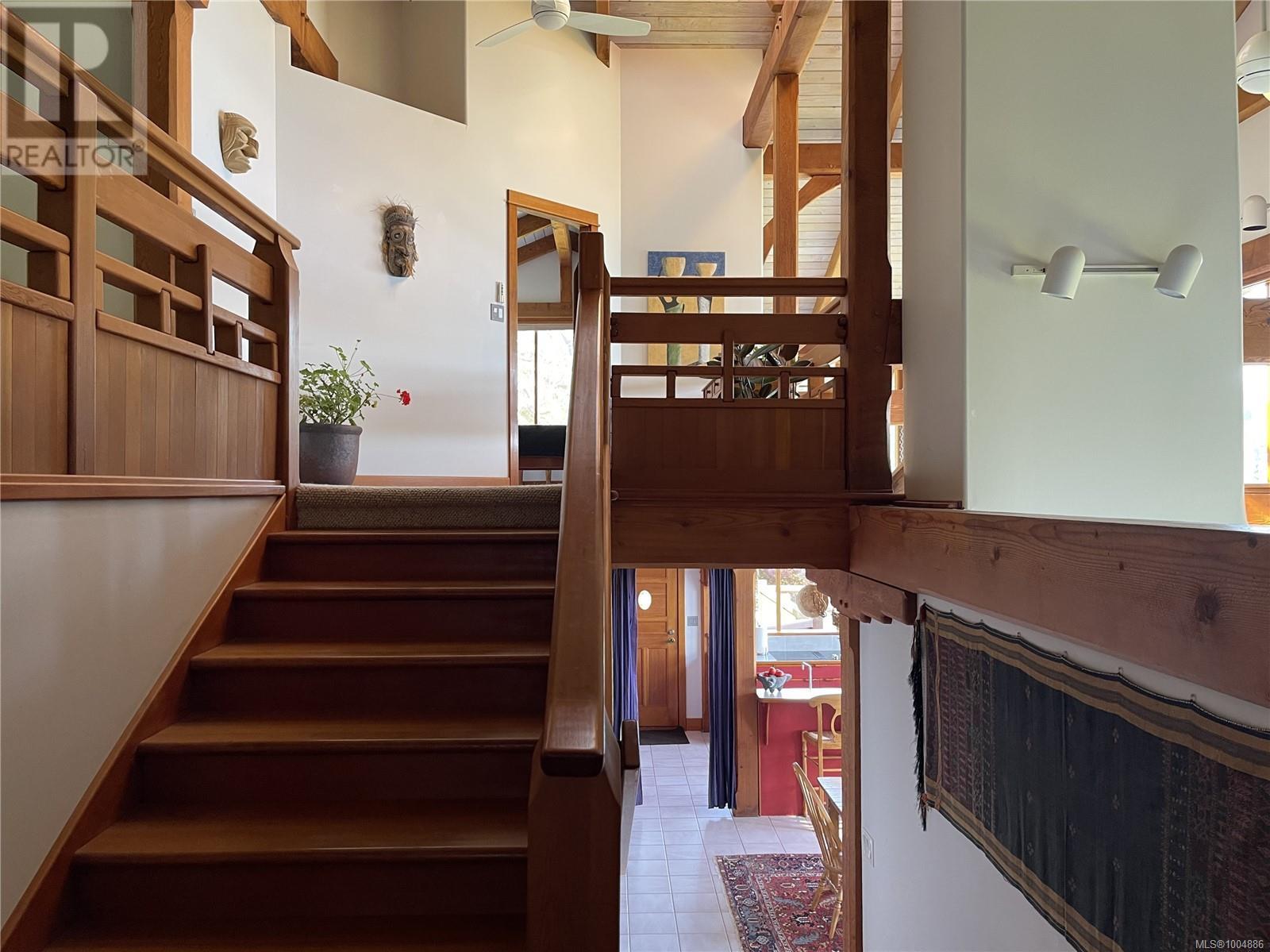 1027&1033 West Rd, Quadra Island