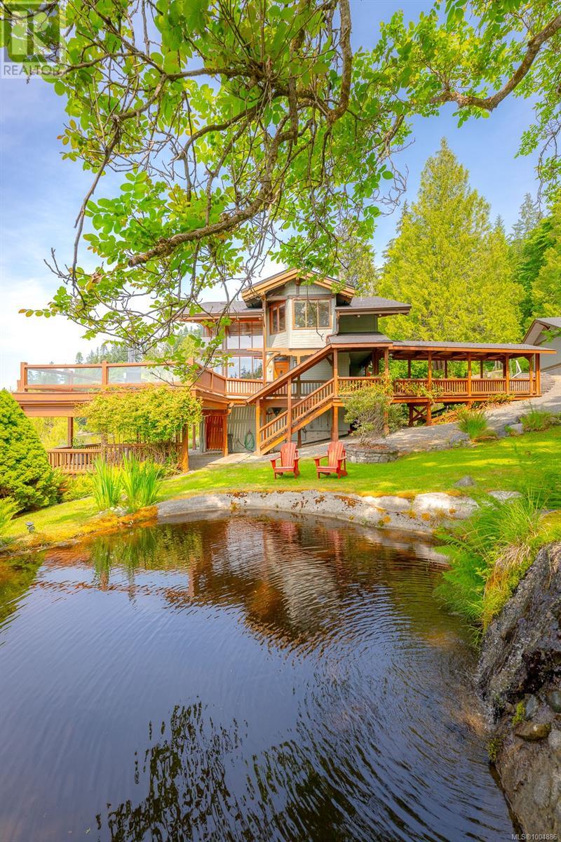 1027&1033 West Rd, Quadra Island